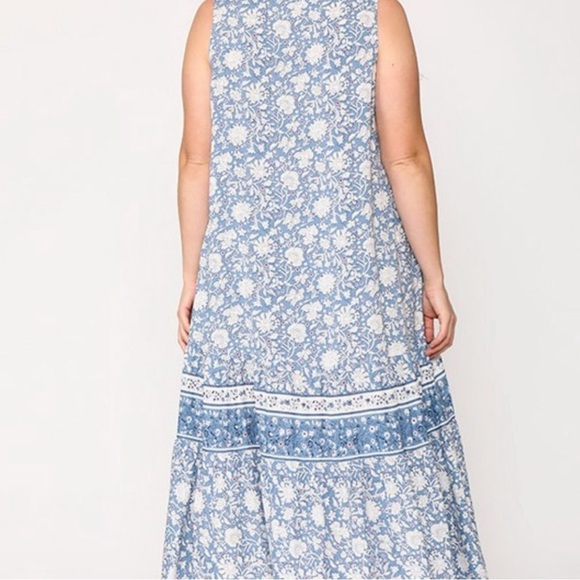 GiGiO Boho Sleeveless V Neck Button Down Long Blue Dress Ruffled Hem Size Medium - Picture 5 of 16